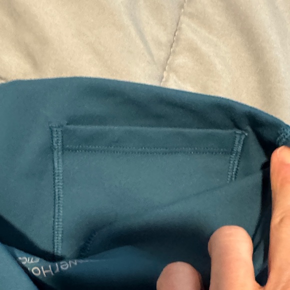 Fabletics Teal Leggings and Top Set - Picture 7 of 7